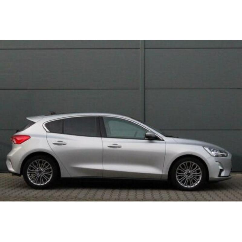 Ford Focus 1.0 EcoBoost Titanium Business 125 PK | Design Pa