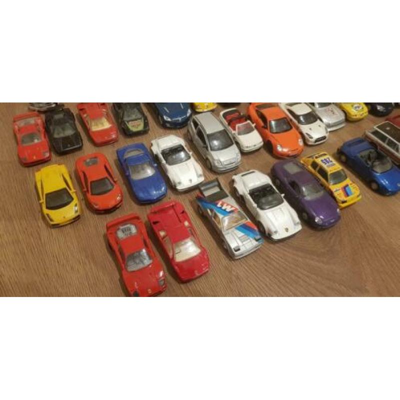 Welly Maisto Burago modelauto Ferrari Lamborghini Porsche