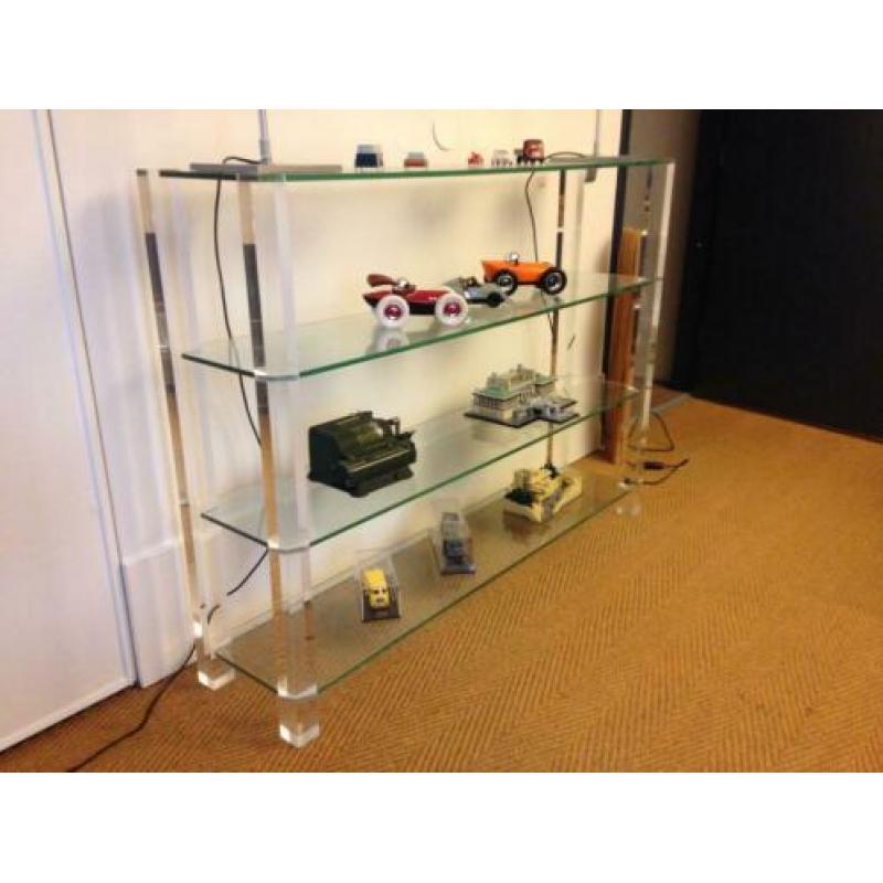 Glazen open vitrinekast design BOR