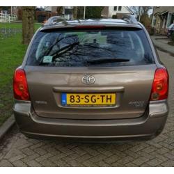 Toyota Avensis Wagon 2.0D-4D Linea Luna