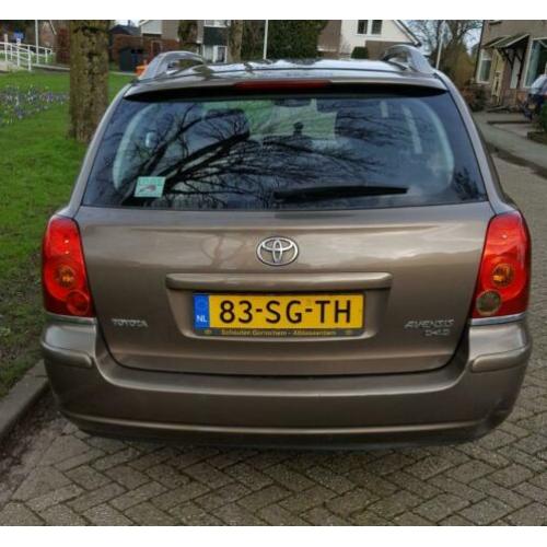 Toyota Avensis Wagon 2.0D-4D Linea Luna