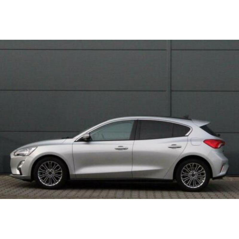 Ford Focus 1.0 EcoBoost Titanium Business 125 PK | Design Pa
