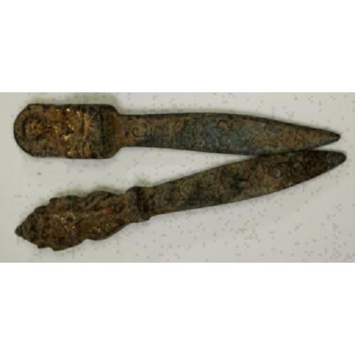 2x rituele oude dolk handvat in vorm ganesha en wachter