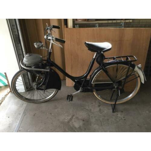Berini met eitje/snorfiets