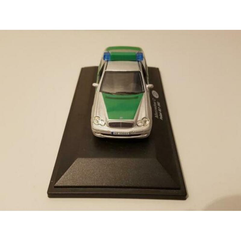 Polizei mercedes