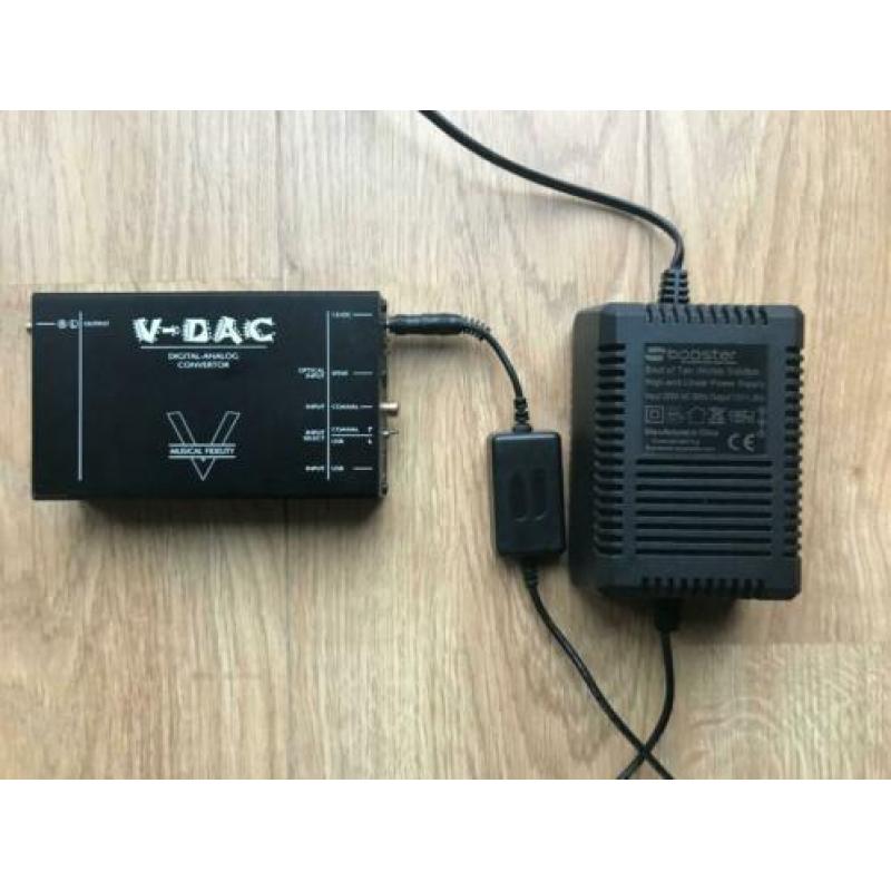 Musical Fidelity V-Dac met Sbooster BOTW voeding