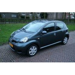 Toyota Aygo NIEUWE APK 1.0 12V 2010 VOLL ONDERHOUDSHISTORIE