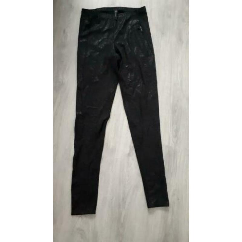 Mooie legging van Marccain maat S/M zwart