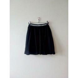 Rok. Zwart. Stretch. Maat M. Nieuw! Met prijskaartje