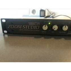 Zoom Studio 1201