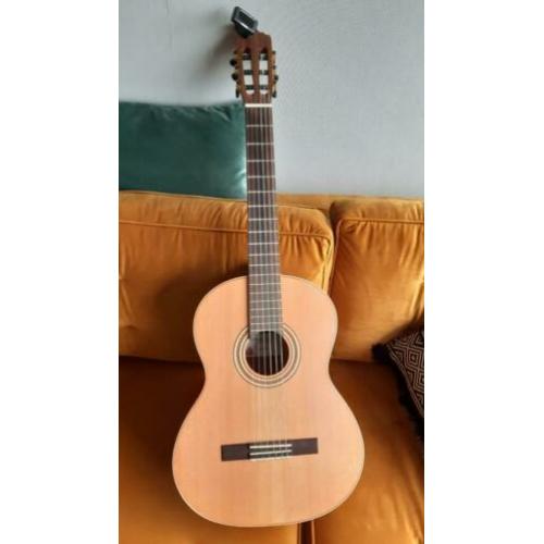 Linkshandige Spaanse gitaar La Mancha Rubi CM -L