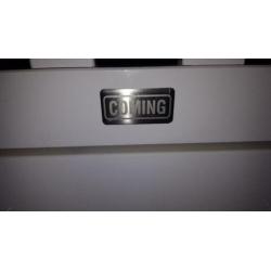 nette witte box met la