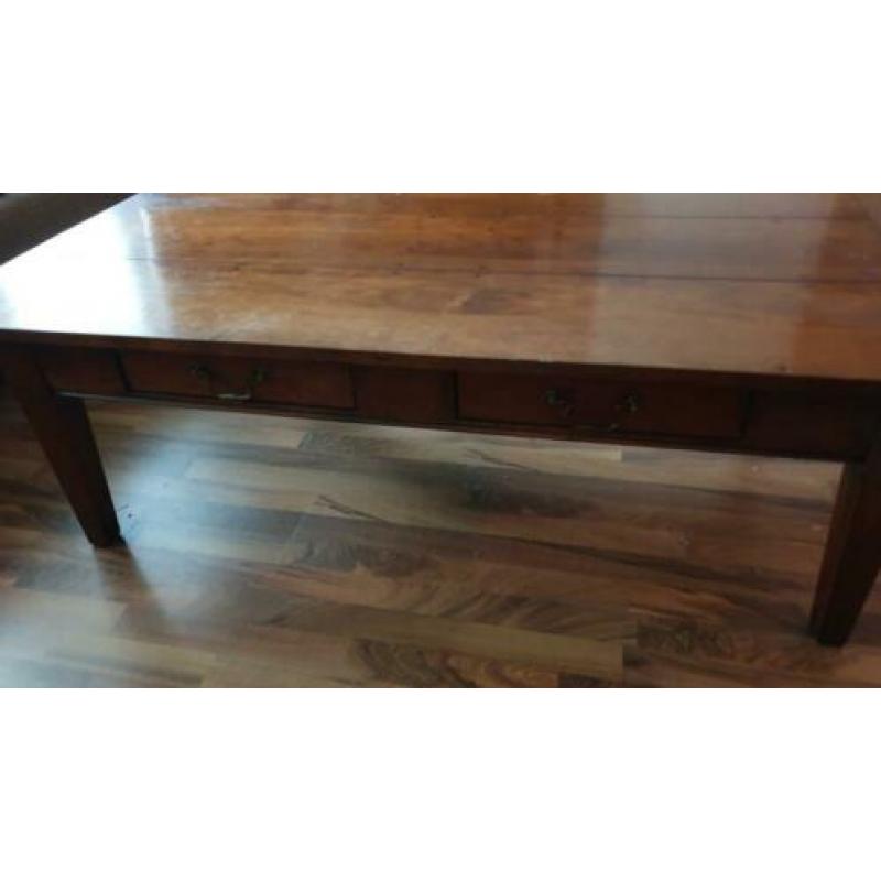 Izgst (gelakt)teak salontafel 140x75