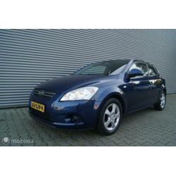 Kia pro_cee'd 1.4 16v 3DRS COUPE AIRCO ..... 91400 km N.A.P