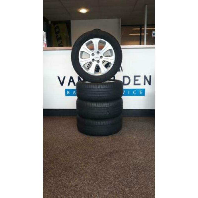 16 inch Opel Zafira velgen met zomerbanden!