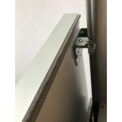 Kledingkast, schuifdeur, verlichting