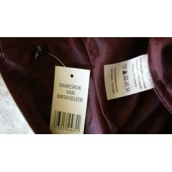 nieuw warm rood lederlook rokje