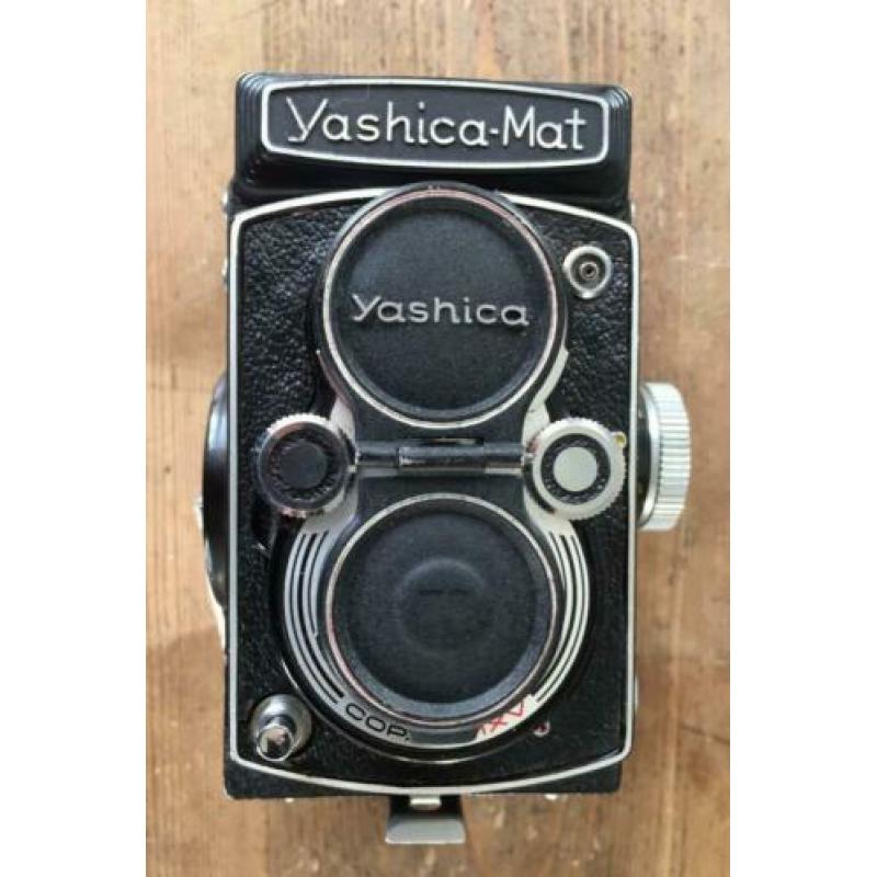 Yashica Mat