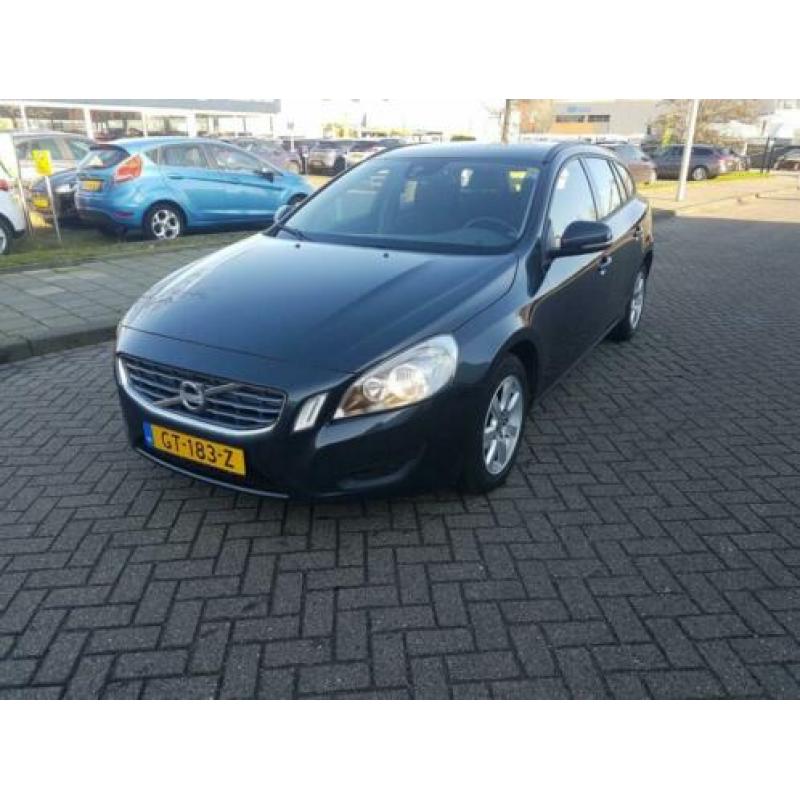Volvo V60 1.6 DRIVe R-Design