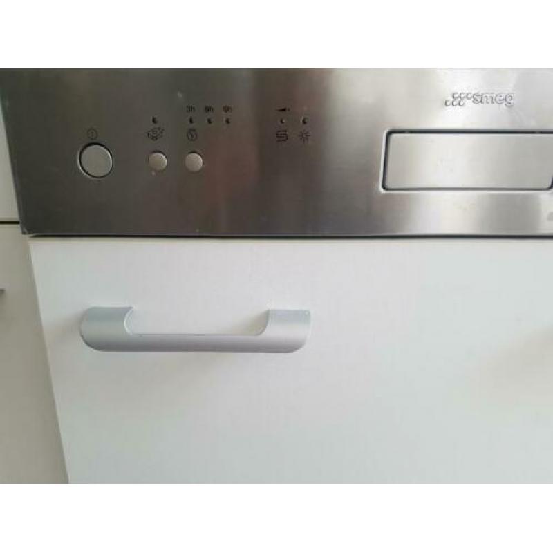 SMEG inbouw vaatwasser zgan, ivm nieuwe keuken