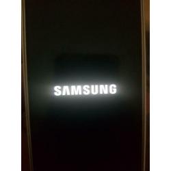 Samsung Galaxy.. j3 zonder lader..