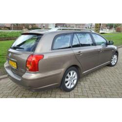 Toyota Avensis Wagon 2.0D-4D Linea Luna