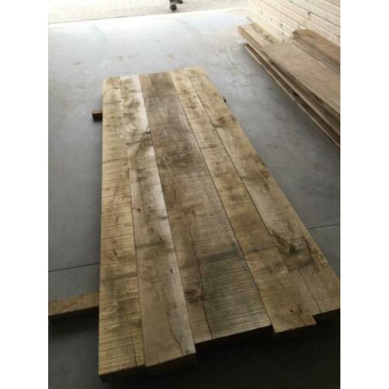 eiken balken 53mm dik,uitstraling wagondelen! tafels??