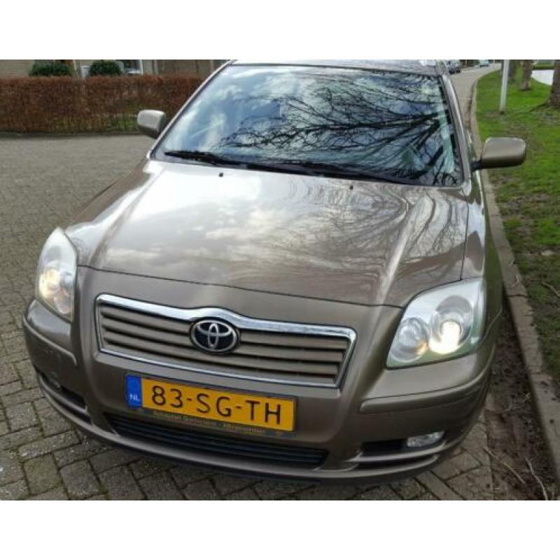 Toyota Avensis Wagon 2.0D-4D Linea Luna