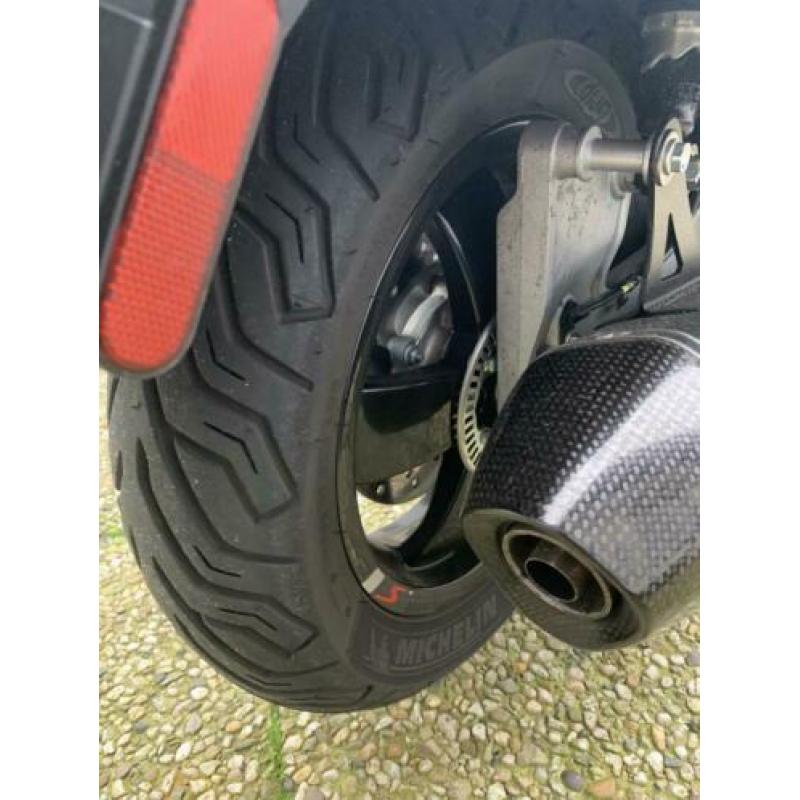 Vespa gts hpe velgen Nieuw