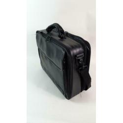 Targus laptoptas, notebook koffer, zwart en nieuw. 5A3