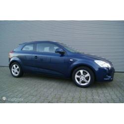Kia pro_cee'd 1.4 16v 3DRS COUPE AIRCO ..... 91400 km N.A.P