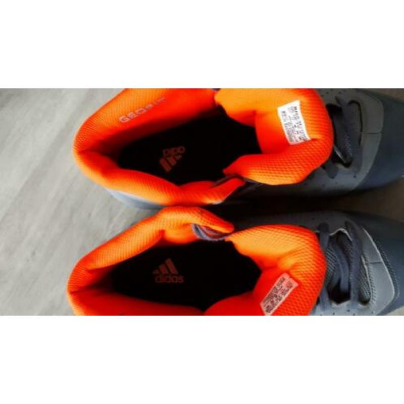 Basketbal schoenen Adidas maat 45