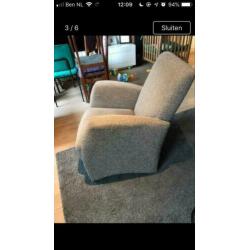 2 stoelen (fauteuils)
