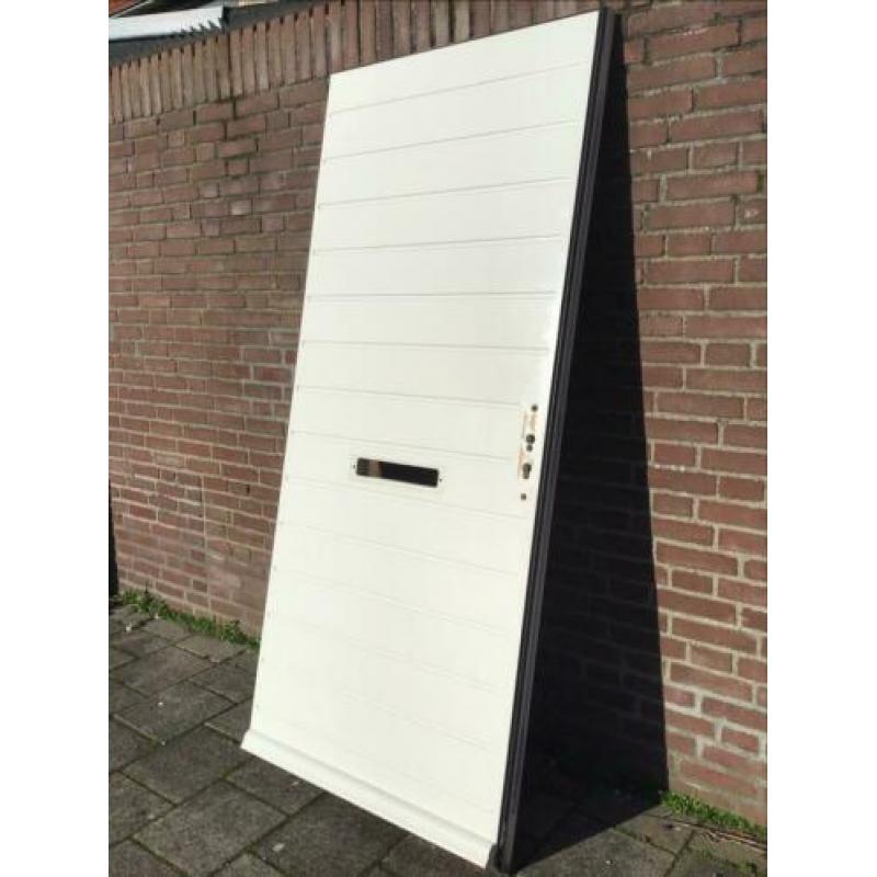 GND GARANTIE VOORDEUR 93x211,5 L+R 17st