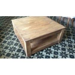 Zeer nette zware salontafel