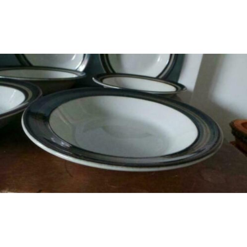 Set van 6 Arabia Finland Karelia diepe borden.