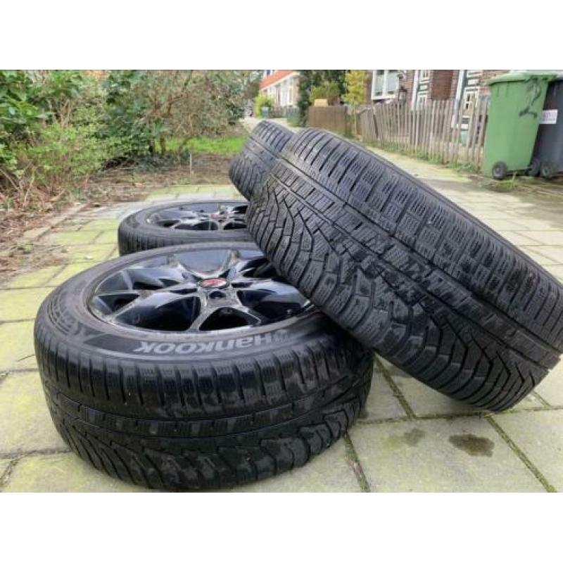 Set winterbanden met 18” velgen voor transporter