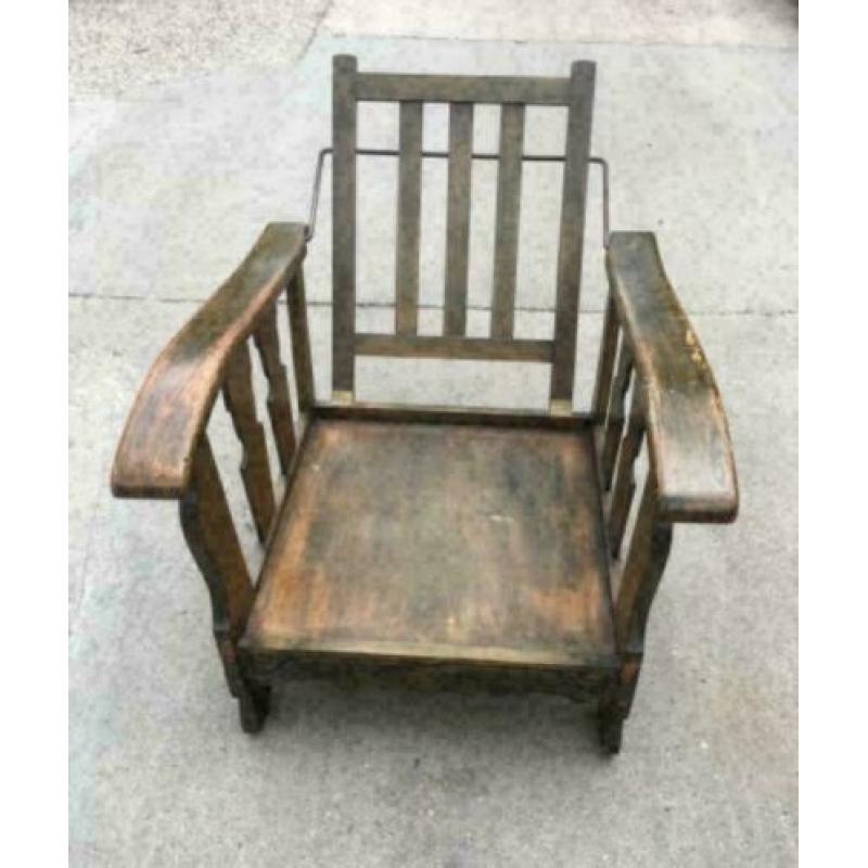 brocante stoel met vernieuwde kussens