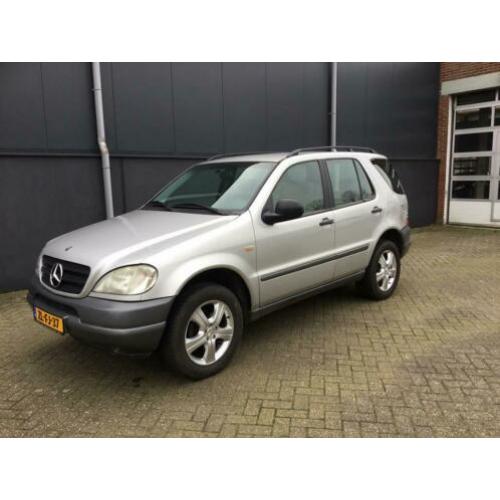 Mercedes ML 320 4MATIC AUT 1999 youngtimer