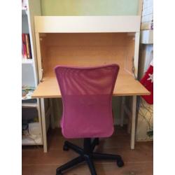 Bureau / buro / secretaire en stoel, zie foto's