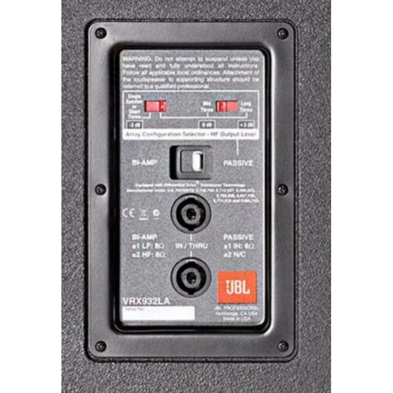 Jbl vrx 932LA wie maak ik blij heb er maar 1