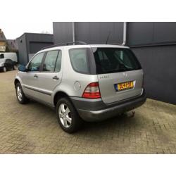 Mercedes ML 320 4MATIC AUT 1999 youngtimer