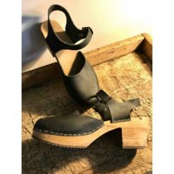 Sanita achtig Zweedse dames klompjes, vintage, retro 40
