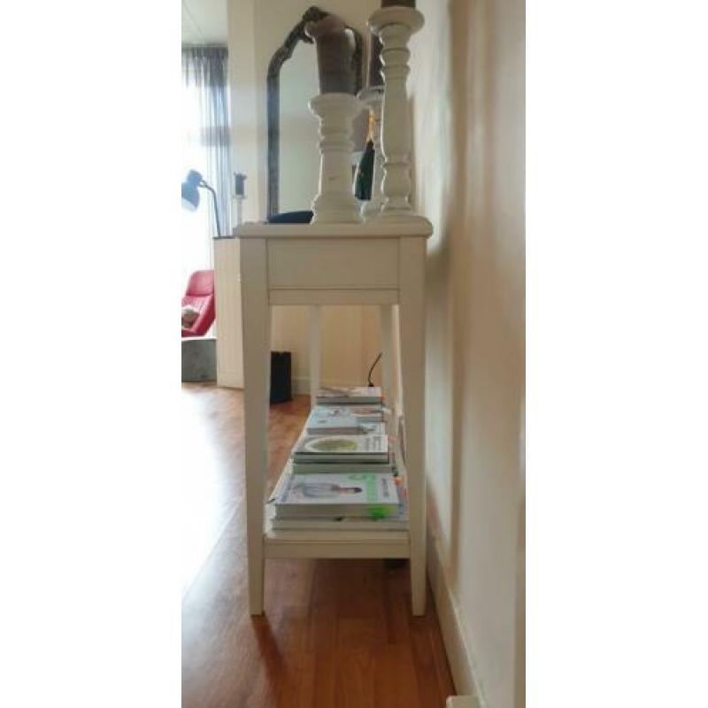 Witte sidetable LIATORP