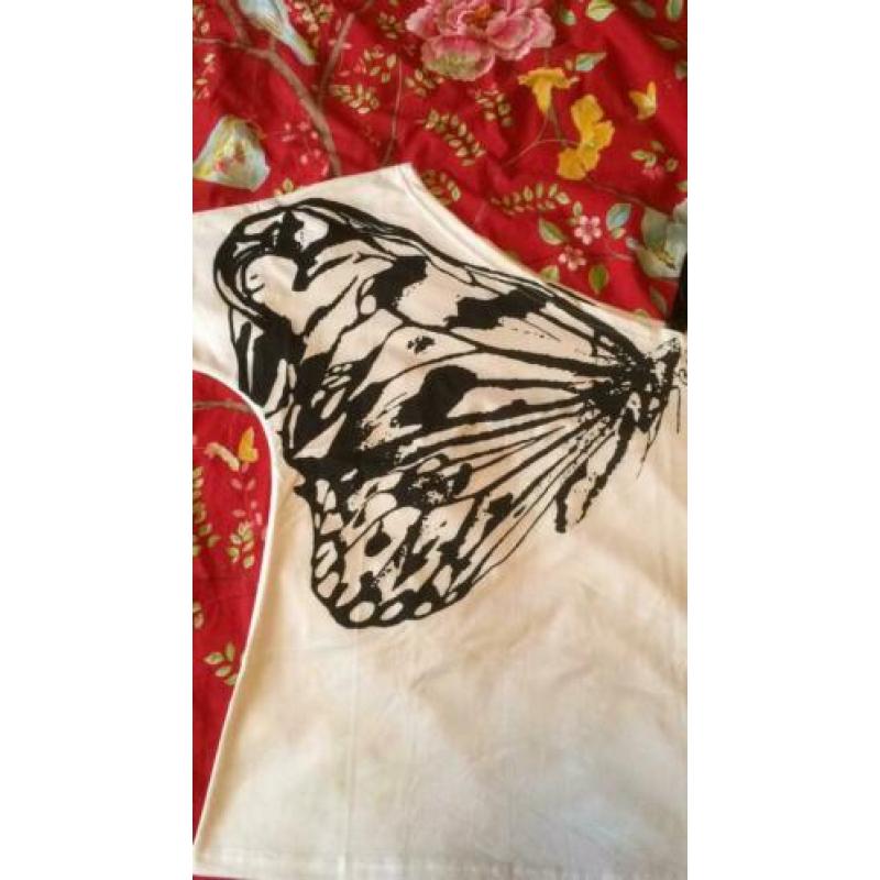 Wit T-Shirt vlinder maar L of 42/44