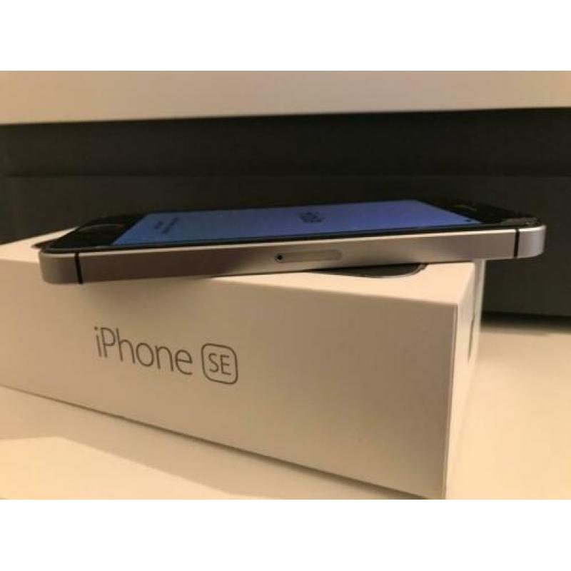 Apple iPhone SE 16GB Zwart