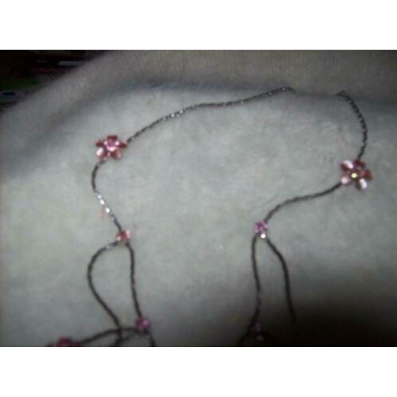 Ketting mooi en Fijn Roze