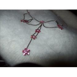 Ketting mooi en Fijn Roze