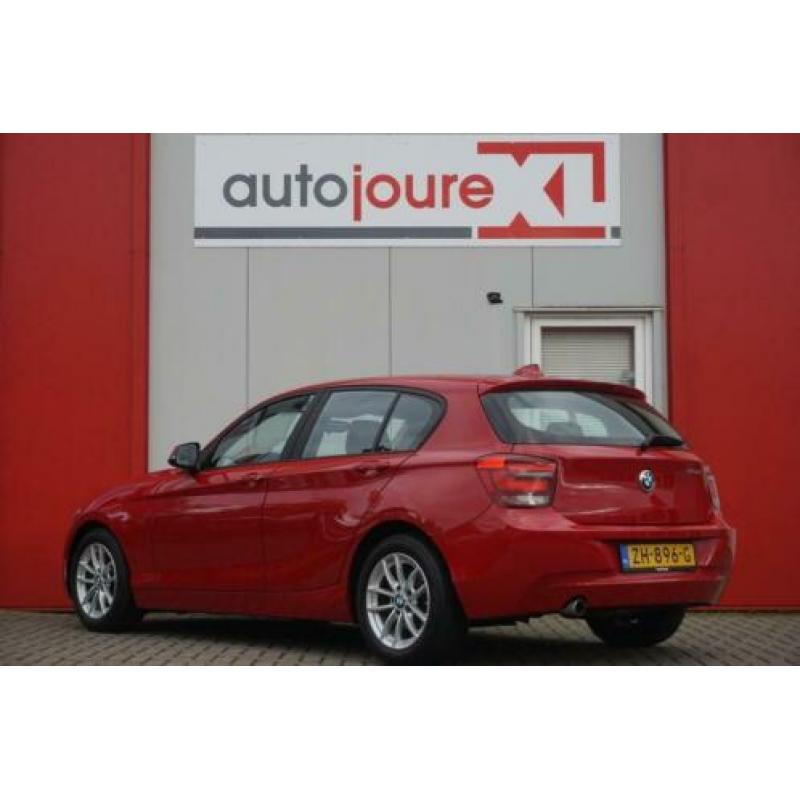 BMW 1 Serie 116d EDE Executive / leer / navigatie (bj 2015)