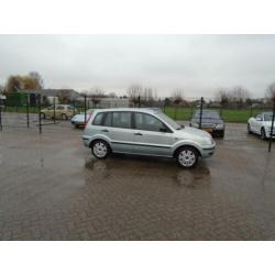 Ford Fusion AIRCO RIJD GOED EXPORT!